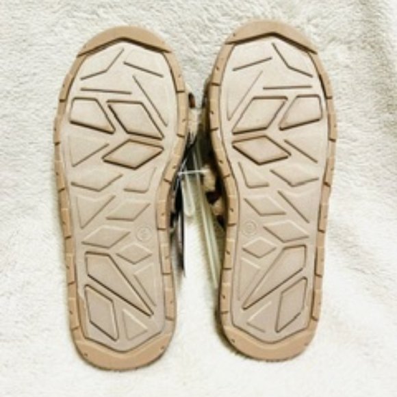 (NEW) Stars Above - Leopard Faux Fur Bed Slippers - Sizes Available 9, 10 - Picture 5 of 7